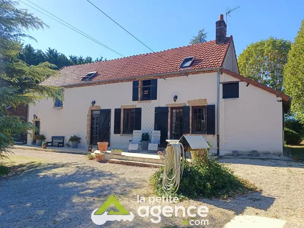 Maison de campagne isolée 3 chambres sur terrain 4300m2