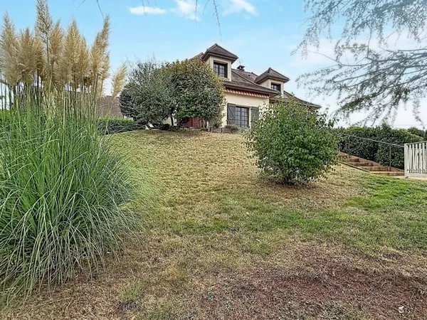 Maison 6 pièces 171 m²