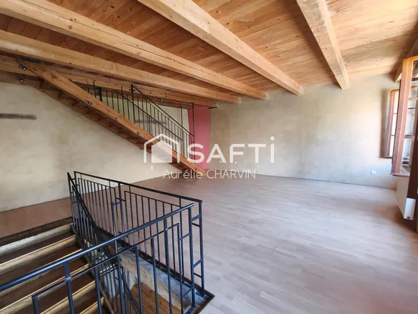 APPARTEMENT CENTRE VILLAGE 112 M2 2 CHAMBRES