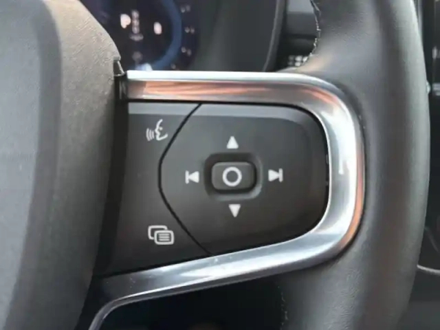Volvo Xc40 b3 163 ch dct7 — photo 23
