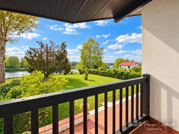 Maison à vendre 9 pièces PEYREHORADE (40)