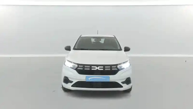 Dacia Sandero sce 65 — photo 16