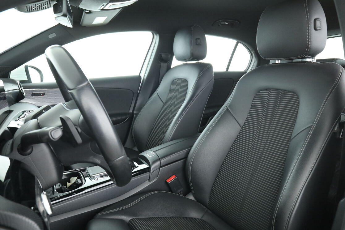 Mercedes-Benz Classe A 220 7G-DCT — photo 9