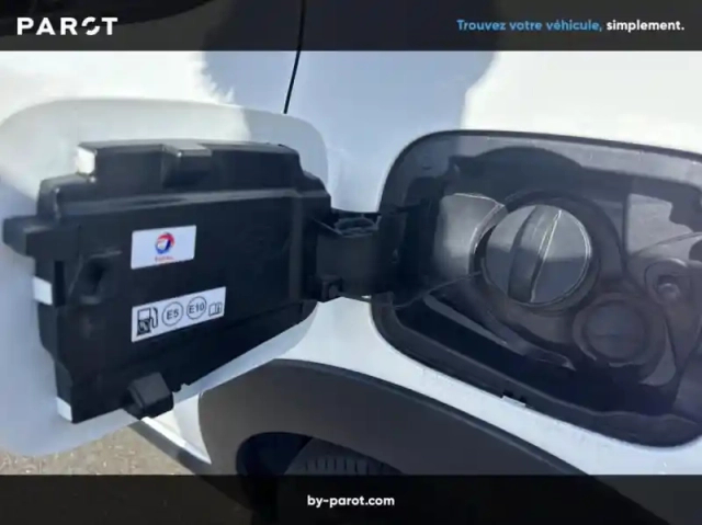 Citroën C3 1.2 puretech 110ch s&amp;s shine 120-123g — photo 28