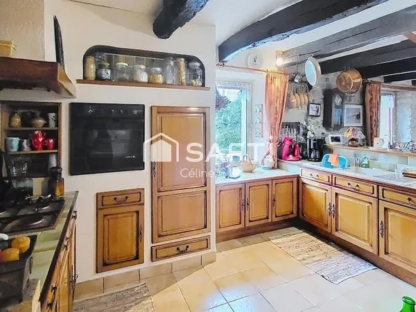 Maison 10 pièces 228 m²