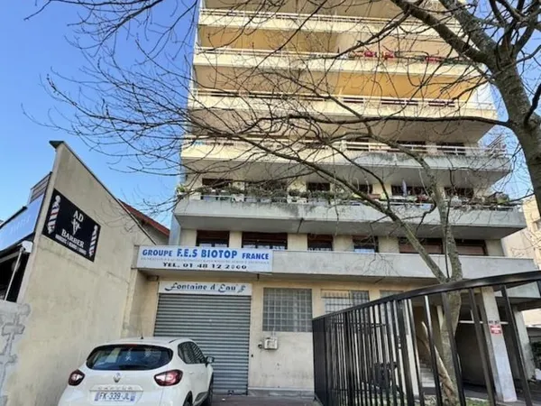 Local bureaux 413 m²