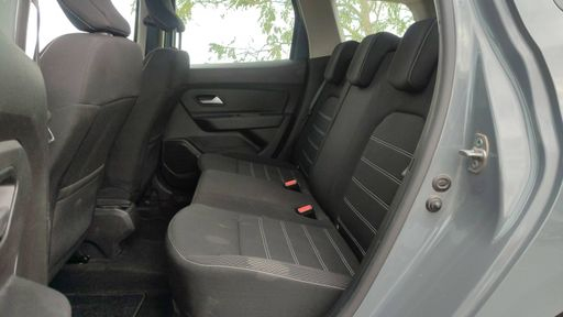 Dacia Duster 1.3 TCe 130 - Expression – 2023 – 49284 km – Essence – Boîte Manuelle — photo 34
