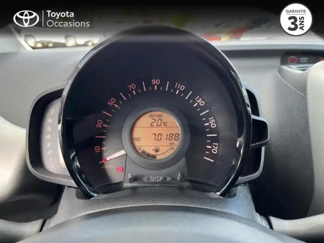 Toyota Aygo 1.0 vvt-i 72ch x-play 3p — photo 14
