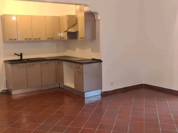 A SAISIR Draguignan appartement T3 vendu loué