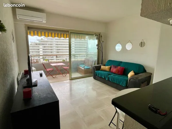 Appartement Location Villeneuve-Loubet 1p 28m² 790€