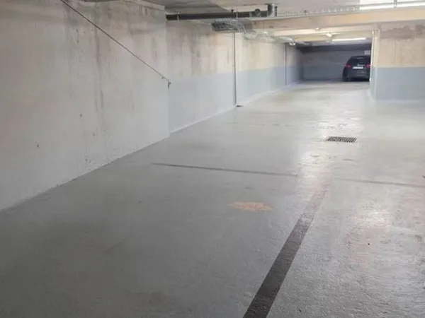 Loue place de parking