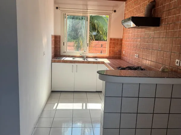 Loue maison type F3 à la rivière saint louis