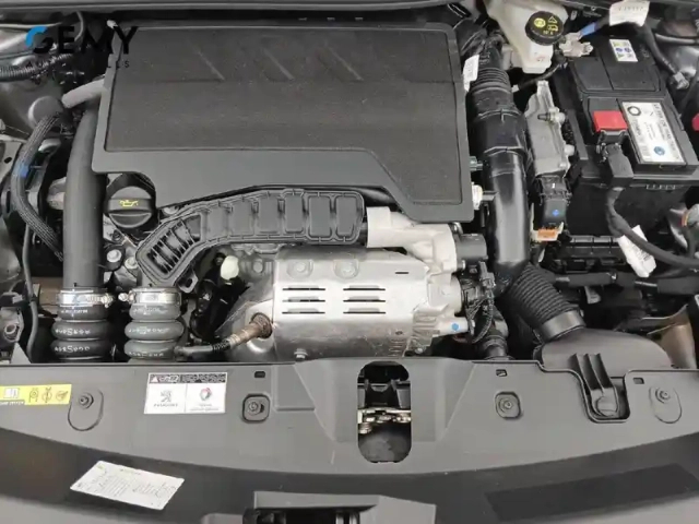 Peugeot 2008 puretech 130 s&amp;s eat8 — photo 54