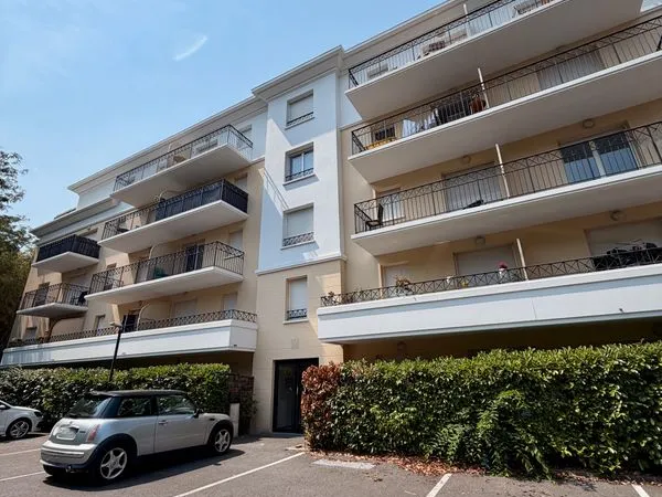 Appartement T3 à vendre loué - Bordeaux centre proche Boulevards et Bouscat