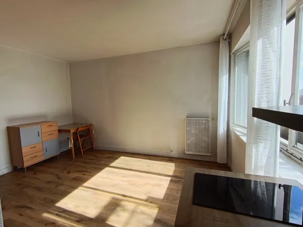 Studio 1 pièce 33 m²