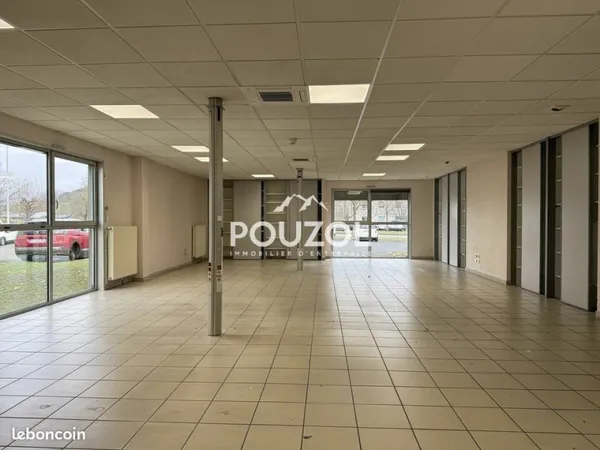 BUREAUX 448 m² CLERMONT-FERRAND