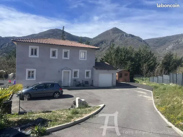 Villa 4 pièces 134 m²