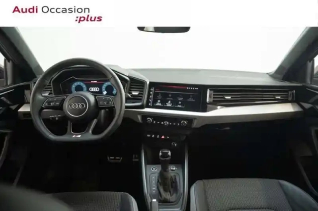 Audi A1 35 tfsi 150 ch s tronic 7 s line plus — photo 5