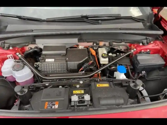 Ford Explorer 286ch extended range 77kwh rwd — photo 15