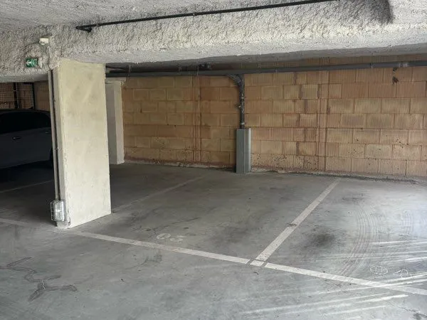 Location parking couvert Fontenay Rabelais