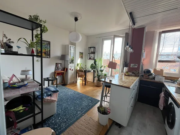Appart T2 32m2 Asnières lumineux et traversant