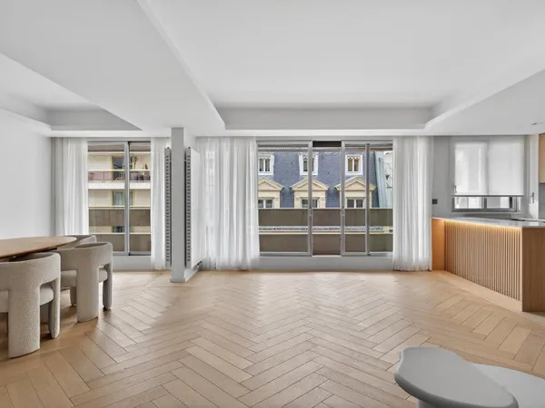 Vends appartement d'exception avec balcon