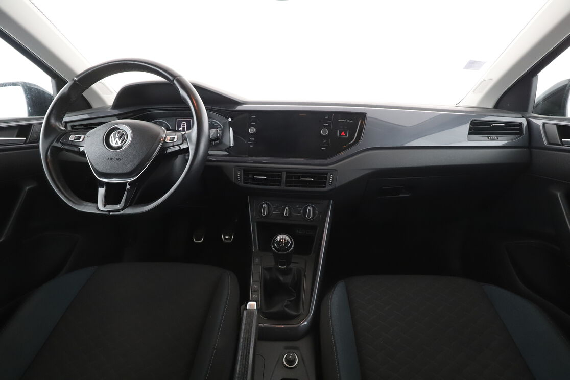 Volkswagen Polo 1.0 TSI IQ.Drive — photo 11