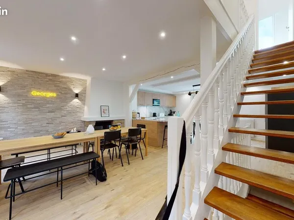 Maison 1 pièce 240 m²