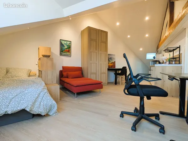 Magnifique studio meublé, refait à neuf, proximité gare