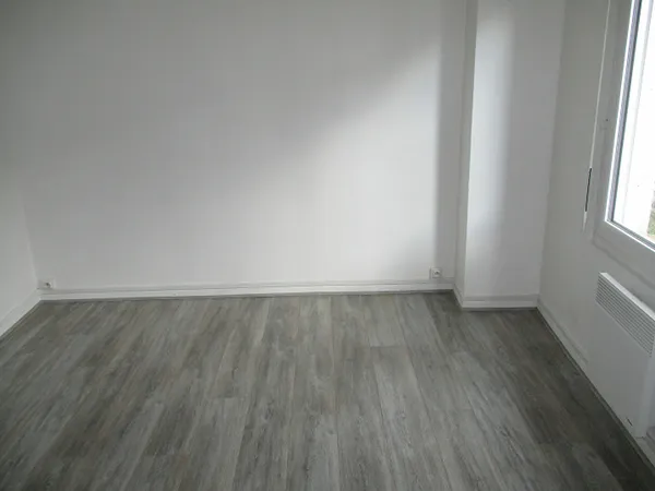 Appartement Etampes 1 pièce(s) 17.74 m2