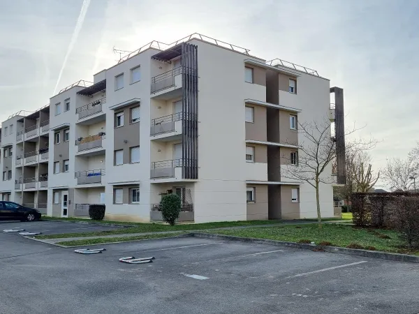 Stationnement Location Montévrain   50€