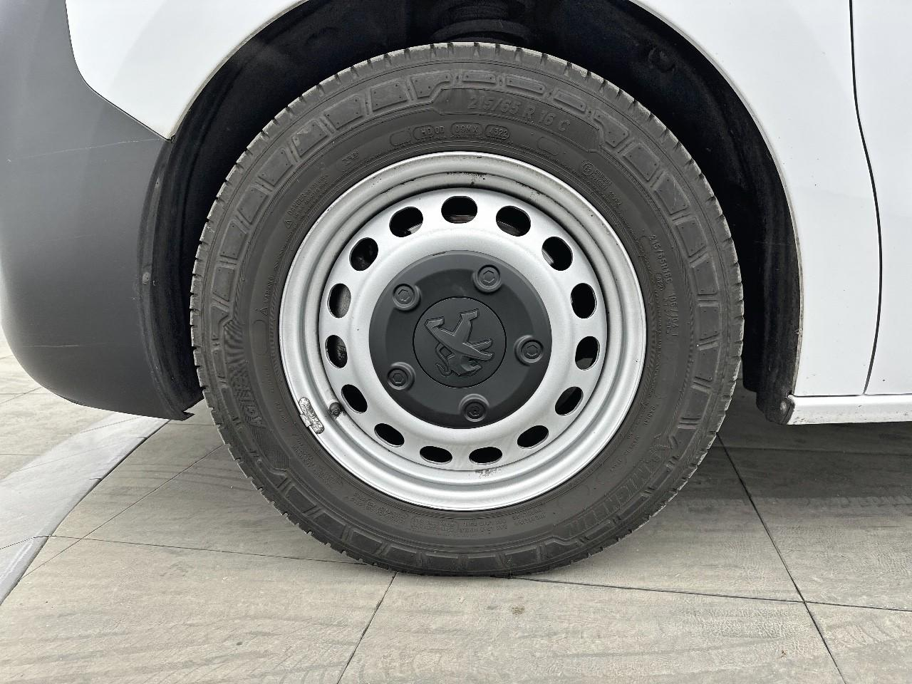 Peugeot Expert long bluehdi 120ch s&s bvm6 — photo 14