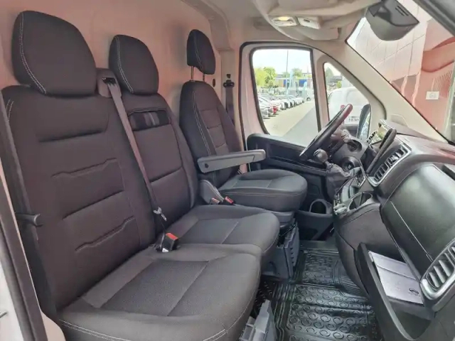 Citroën Jumper fgn 33 l2h2 140 s&amp;s bvm6 — photo 13