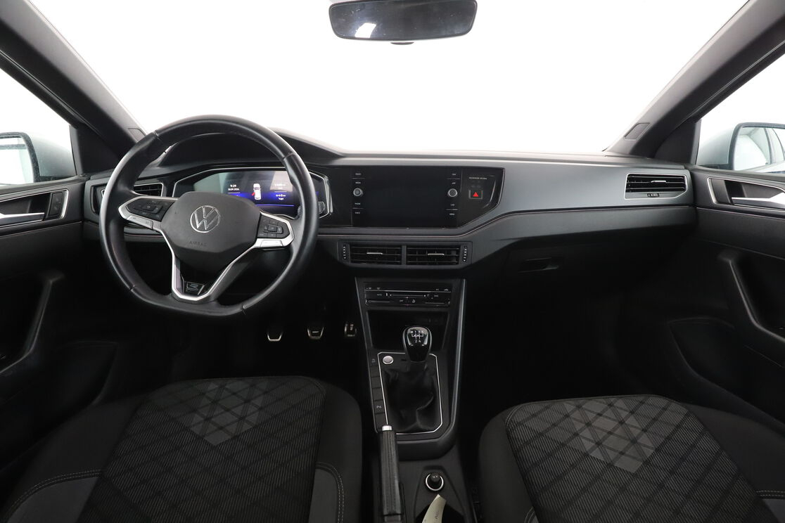 Volkswagen Polo 1.0 TSI R-Line — photo 11