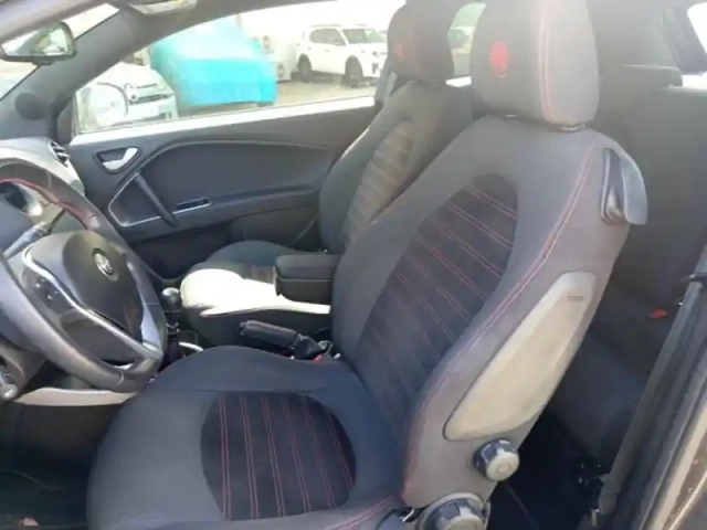 Alfa Romeo Mito 0.9 twin air 105ch imola stop&amp;start — photo 10