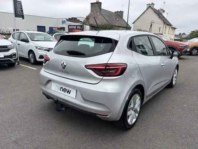 Renault Clio blue dci 85 — photo 14