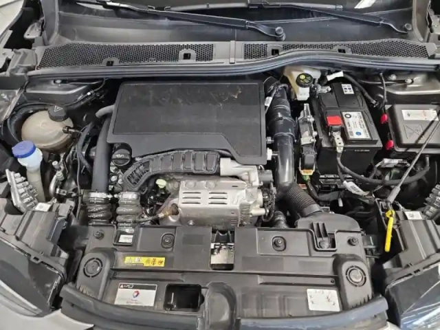 Ds Ds 3 crossback puretech 130ch performance line automatique 7cv — photo 10