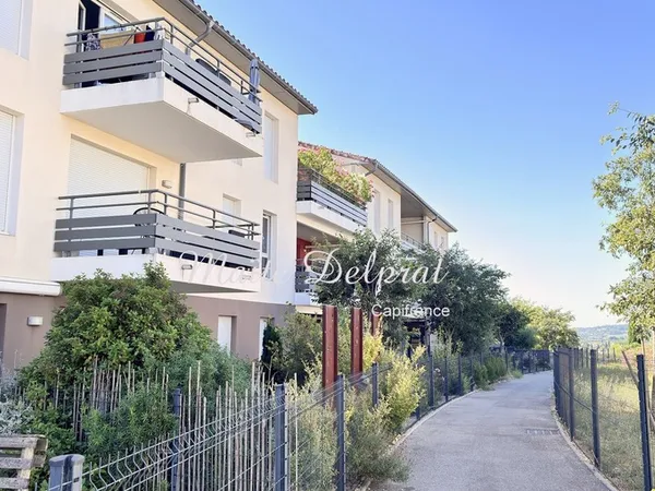 Appartement T3 à vendre avec jardin, terrasse, garage  Courthézon (84)