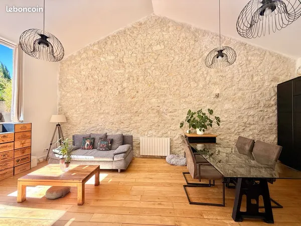 Authentique bâtisse en pierre de 1840 - Rénovation contemporaine d'exception