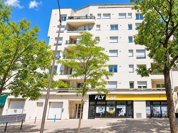 Parking 12 m²