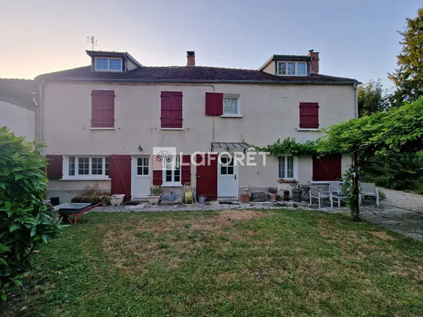 Maison 8 pièces 175 m²