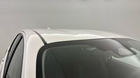 Toyota Yaris 116h Design 5p MC24 — photo 22