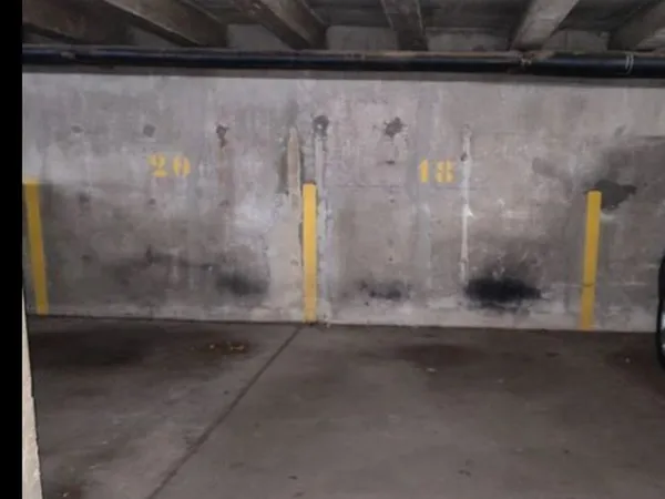Loue place de parking