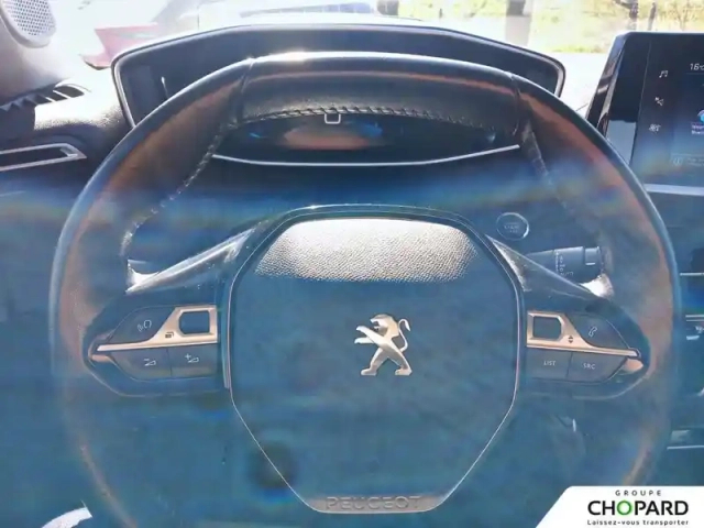 Peugeot 2008 puretech 100 s&amp;s bvm6 — photo 16