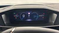 Peugeot 2008 1.2 Hybrid 145ch GT e-DCS6 — photo 10
