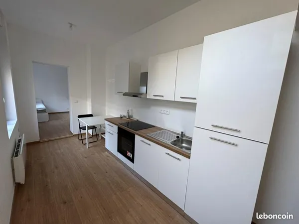 Studio 1 pièce 27 m²