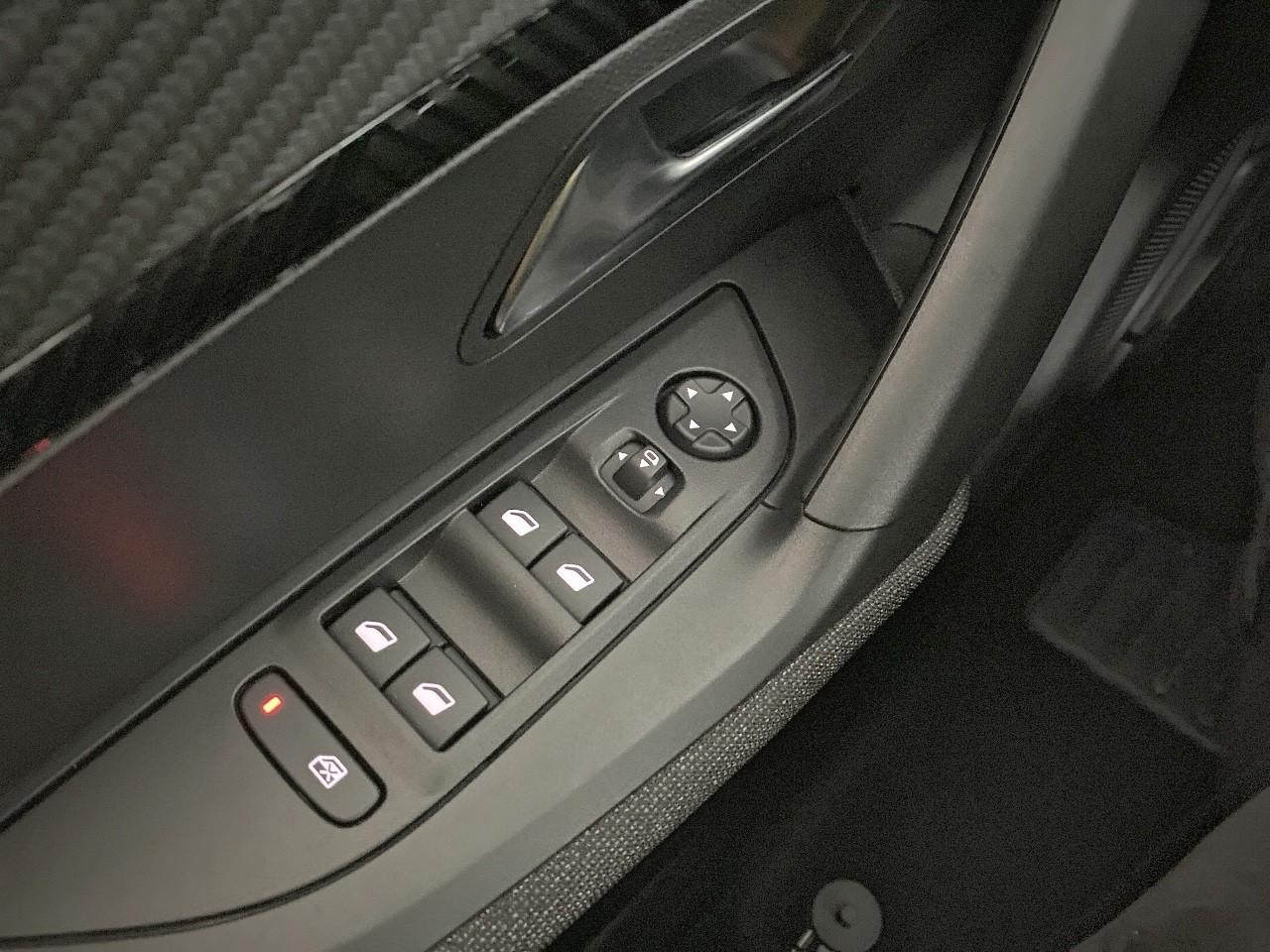 Peugeot 2008 100 s&s bvm6 style — photo 20