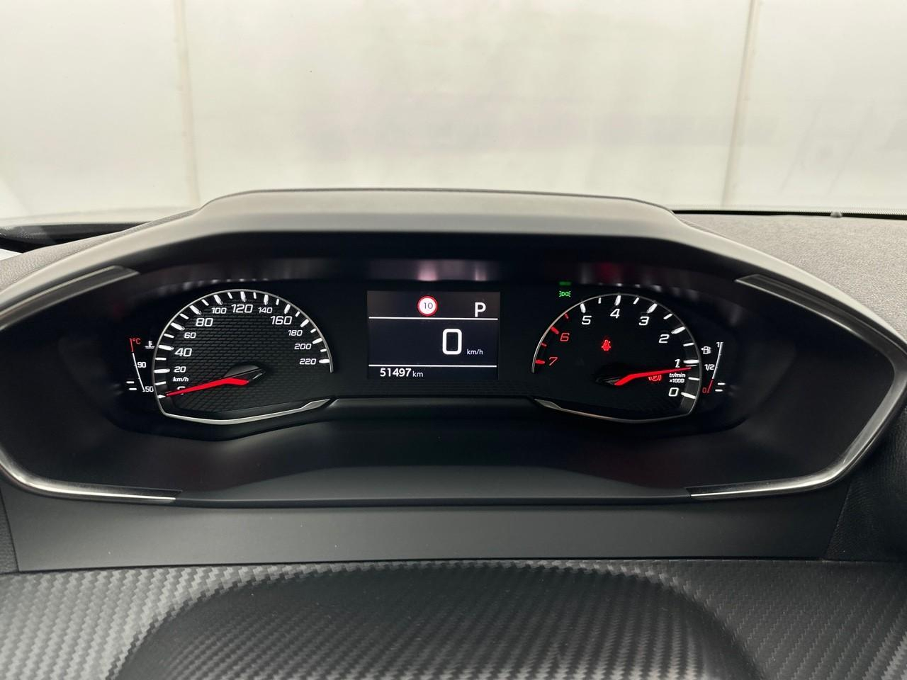 Peugeot 2008 puretech 130 s&s eat8 style — photo 21