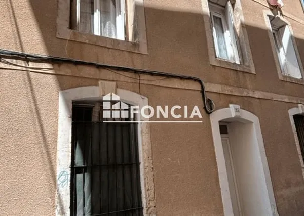 SPECIAL INVESTISSEUR Immeuble en R+2 d'environ 320 m2 comprenant 7 appartements