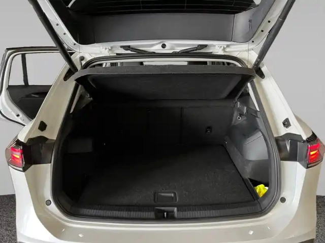 Volkswagen Tiguan 1.5 etsi 131ch dsg7 — photo 12